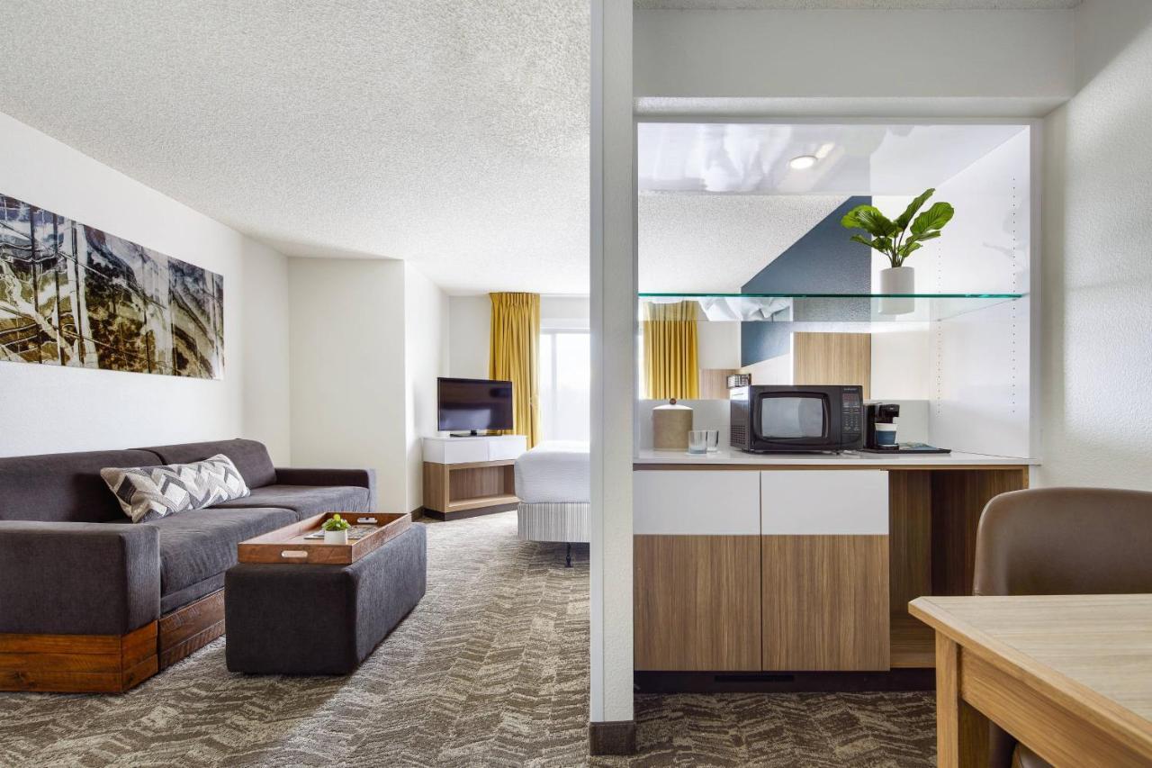 Springhill Suites Tempe At Arizona Mills Mall Exteriör bild